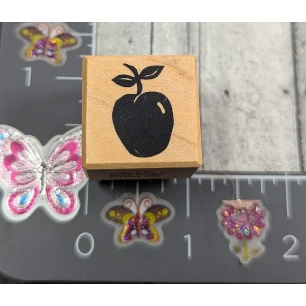 PSX Designs Apple Leaves A532 1984 Rubber Stamp Wood #B19
